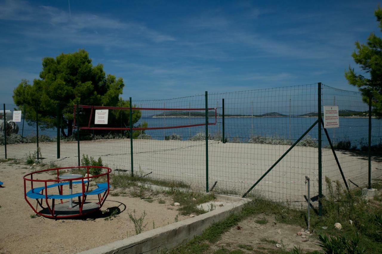 Glamping Tents - Camp Adriatic Primošten Buitenkant foto